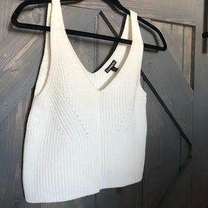 Size small Express, cropped v-neck sweater tank